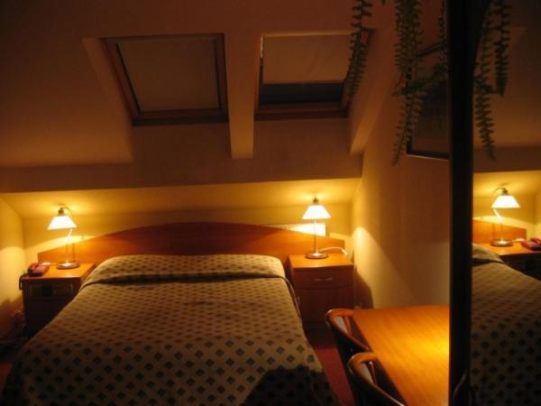 Hotel Alexandra Pobiedziska Luaran gambar